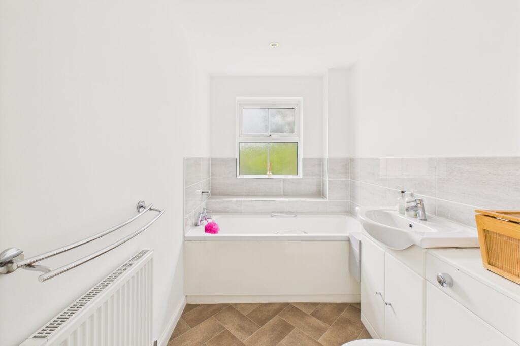 Additional image 17 of Twin Oaks Close, Broadstone, Dorset, BH18