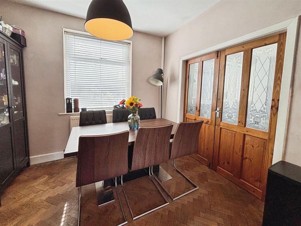 Additional image 5 of Southmere Oval, Bradford, BD7 4HS