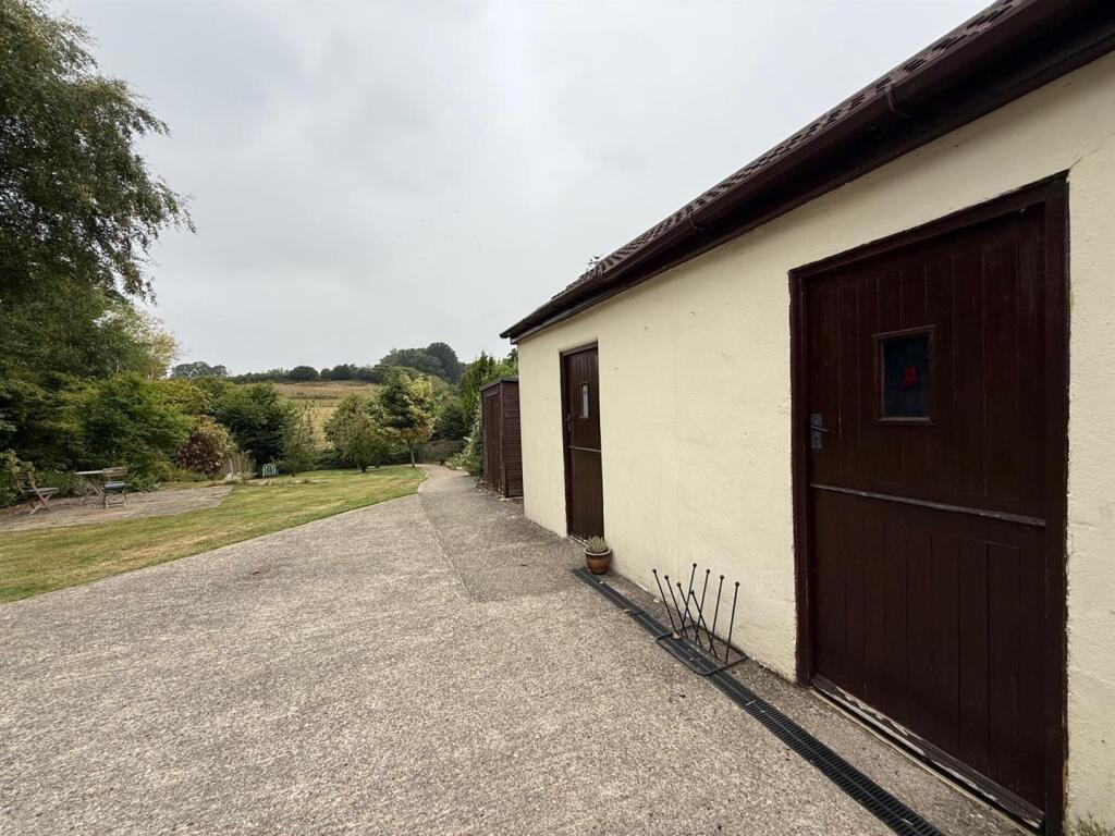 Additional image 5 of Dolmans Hill, Lytchett Matravers, Poole