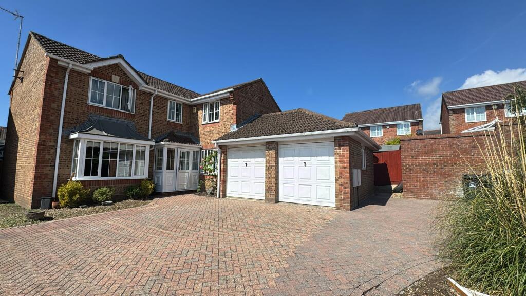 Additional image 21 of Waytown Close, Poole, BH17