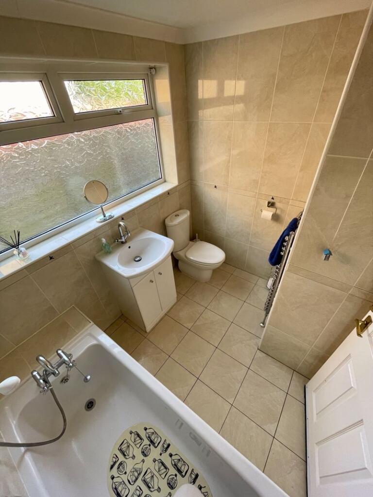 Additional image 10 of Three Bedroom Property - £1450.00 pcm