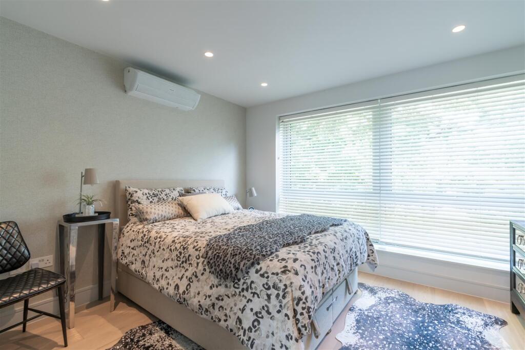 Additional image 16 of Martello Road South, Canford Cliffs