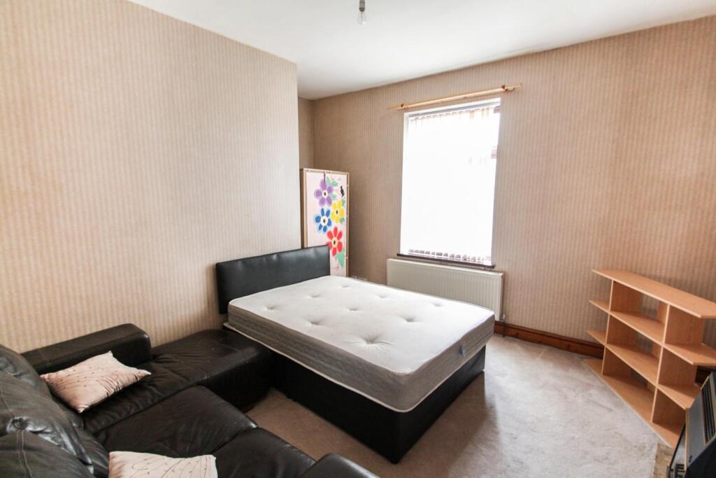 Additional image 3 of Rugby Place, Bradford