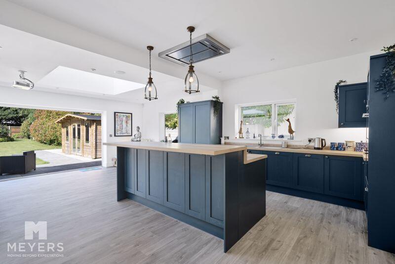 Additional image 9 of *NO CHAIN* Lulworth Avenue, Hamworthy, Poole, BH15