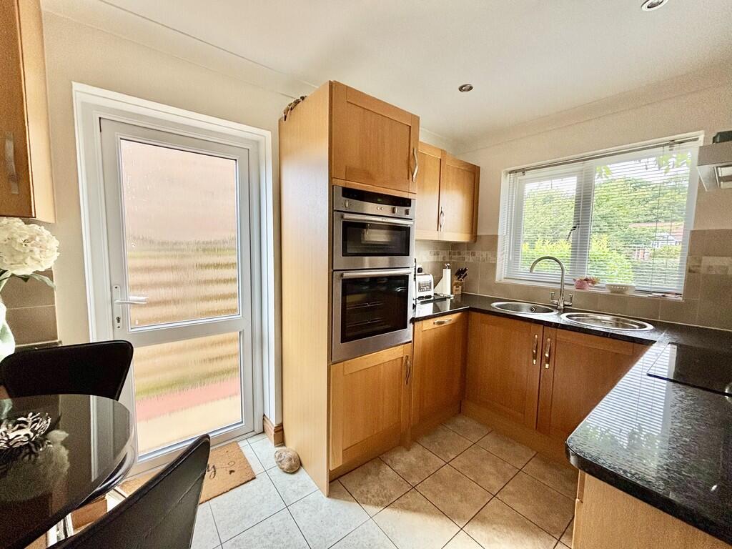 Additional image 8 of Sundew Road, Broadstone