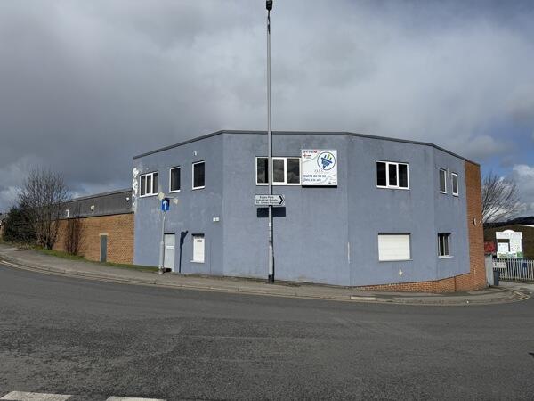 Additional image 10 of Unit 8/8a Essex Park Industrial Estate, Essex Street, Bradford