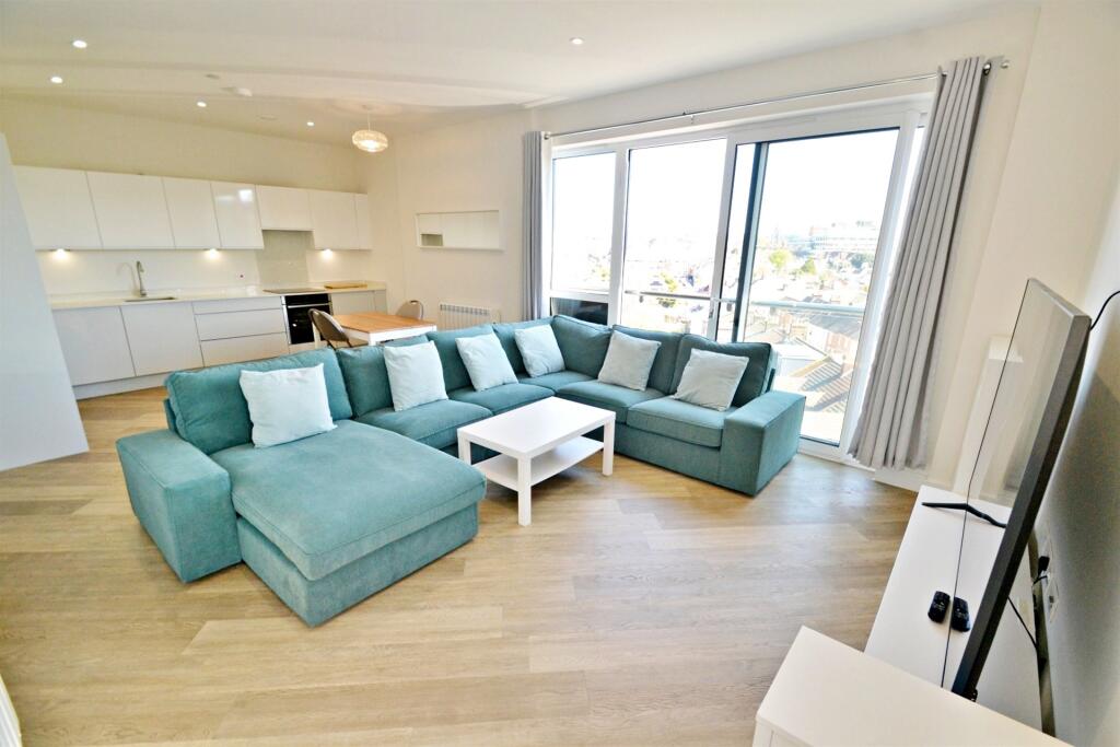 Additional image 4 of Poole