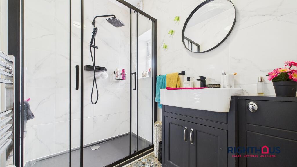 Additional image 10 of Mostyn Grove, Bradford, BD6