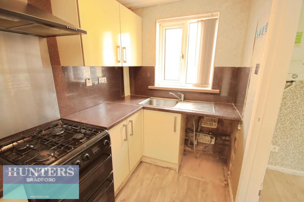 Additional image 7 of Girlington Road, Girlington, Bradford, West Yorkshire, BD8 9NR