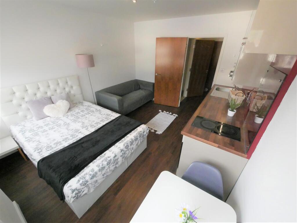 Additional image 4 of Flat 11 Hill House, Bournemouth BH1