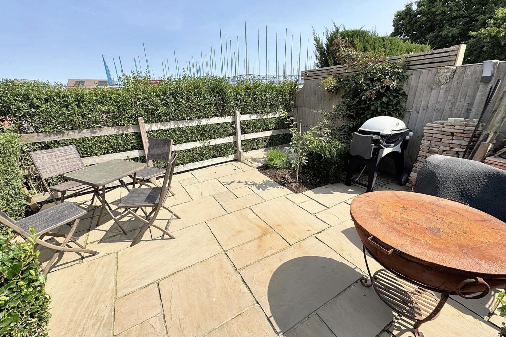 Additional image 18 of Bearwood