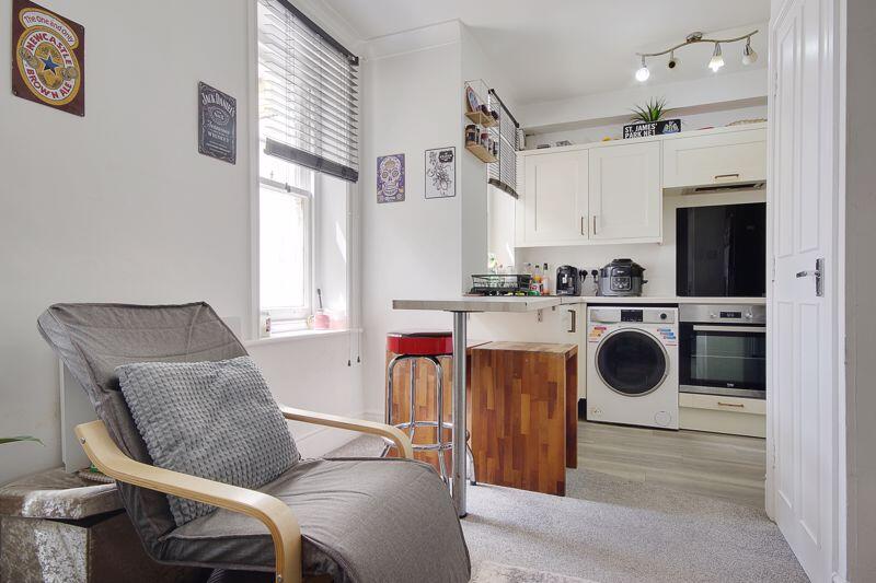 Additional image 20 of Nr Westbourne, Studio Flat, Swimming Pool.