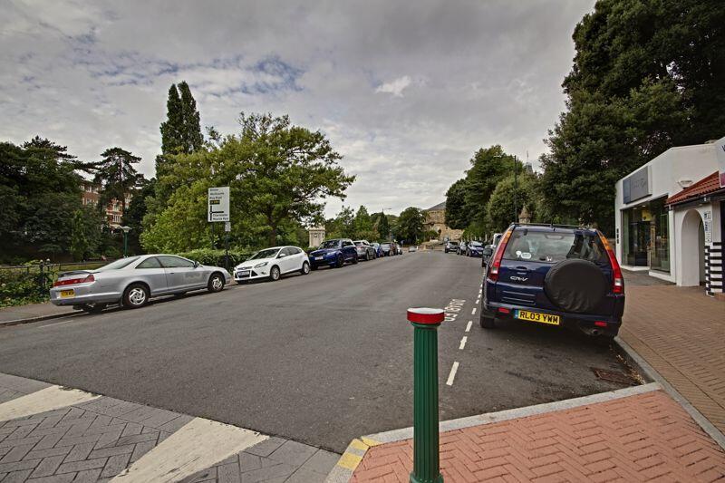 Additional image 32 of Character Garden Flat, Town Centre.