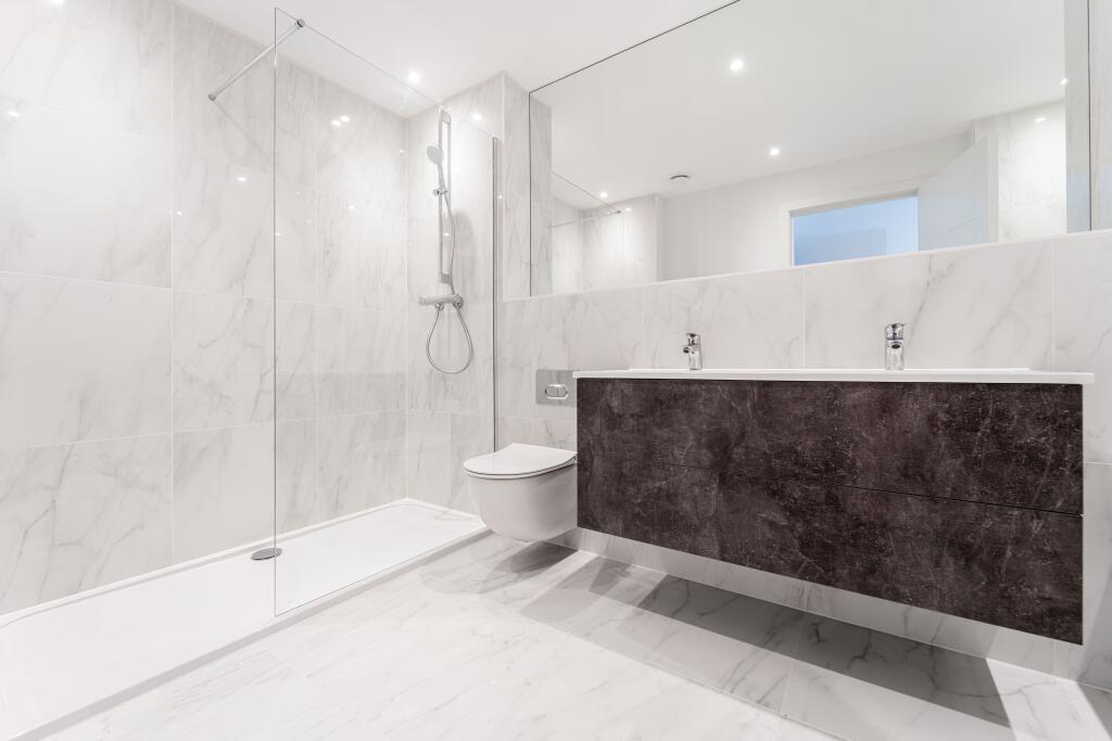 Additional image 13 of East Overcliff  Drive , Bournemouth, Dorset