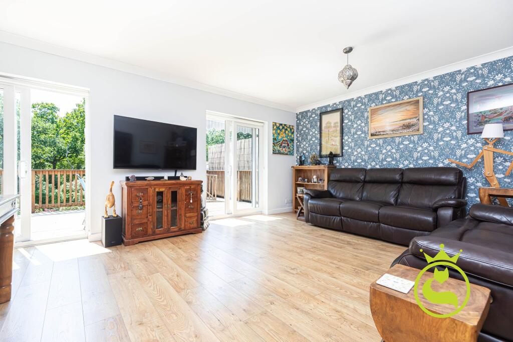 Additional image 4 of Large Garden - Evering Avenue, Parkstone, Poole BH12