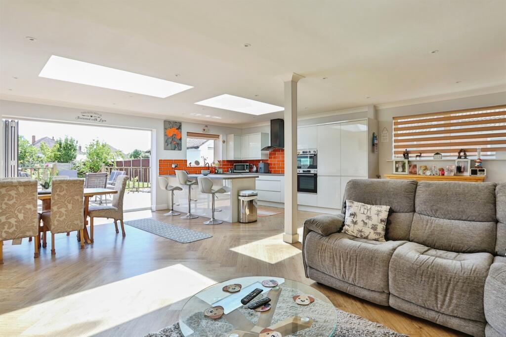 Additional image 18 of Apsley Crescent, Poole