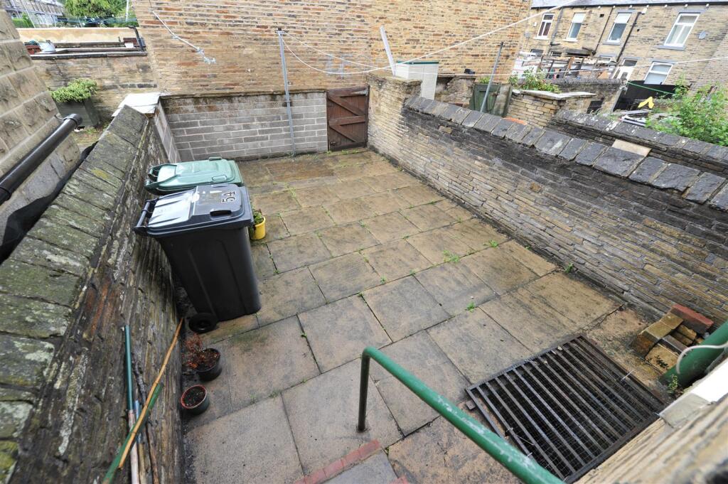 Additional image 8 of Park View Road, Heaton, Bradford