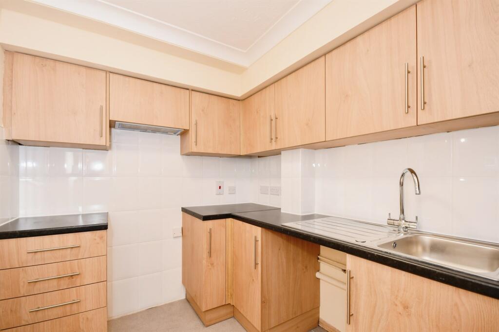 Additional image 9 of Wellington Court, 10-12 Poole Road, Westbourne, Bournemouth, BH2