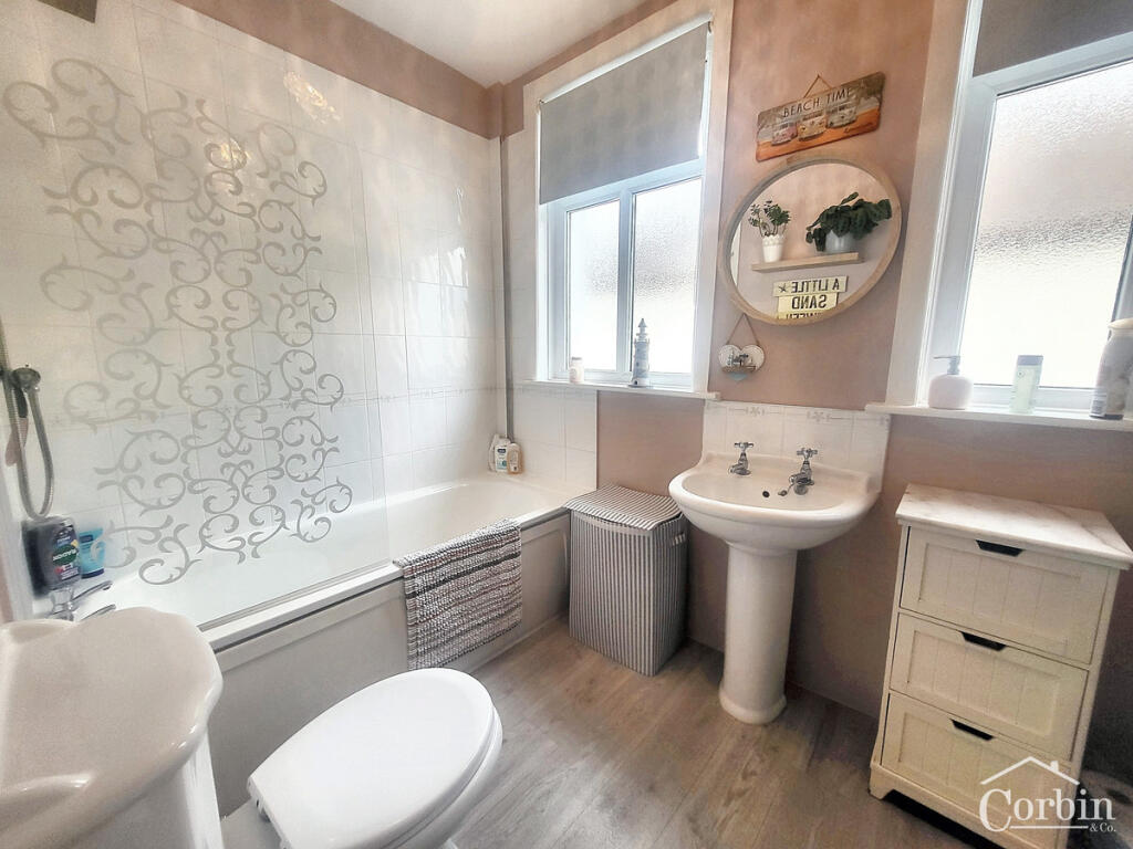 Additional image 11 of Heather Road, Bournemouth, BH10 5