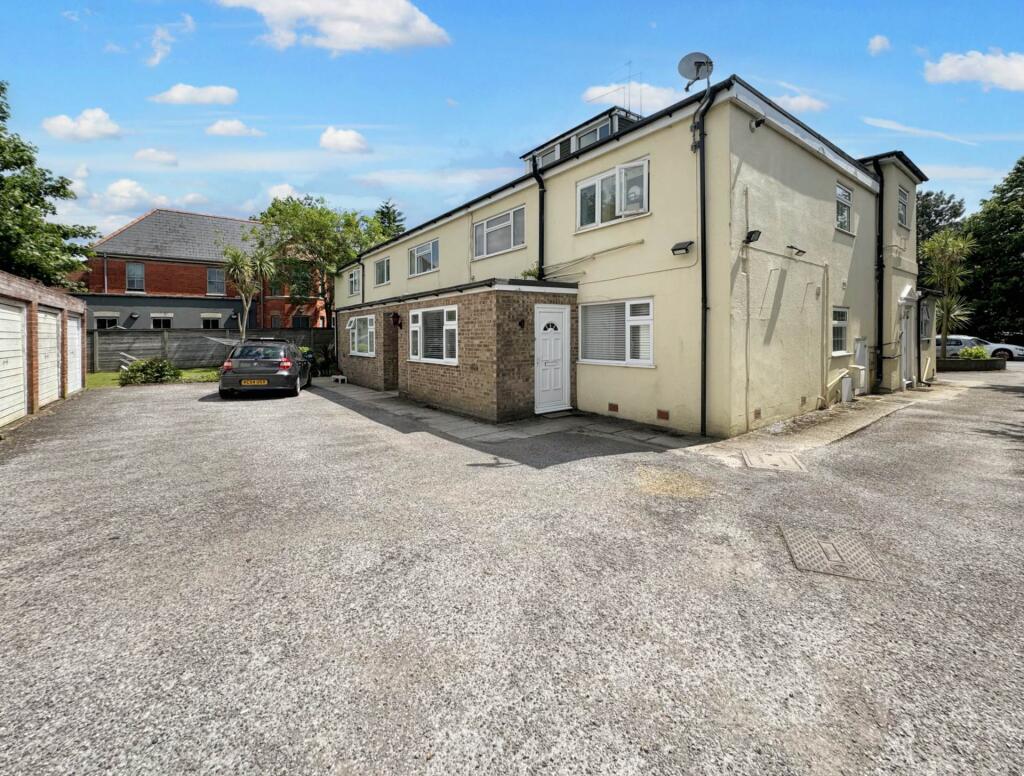 Additional image 9 of Westbourne/ Branksome Area *