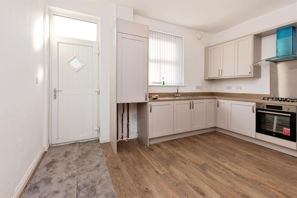 Additional image 19 of Smiddles Lane, Bradford
