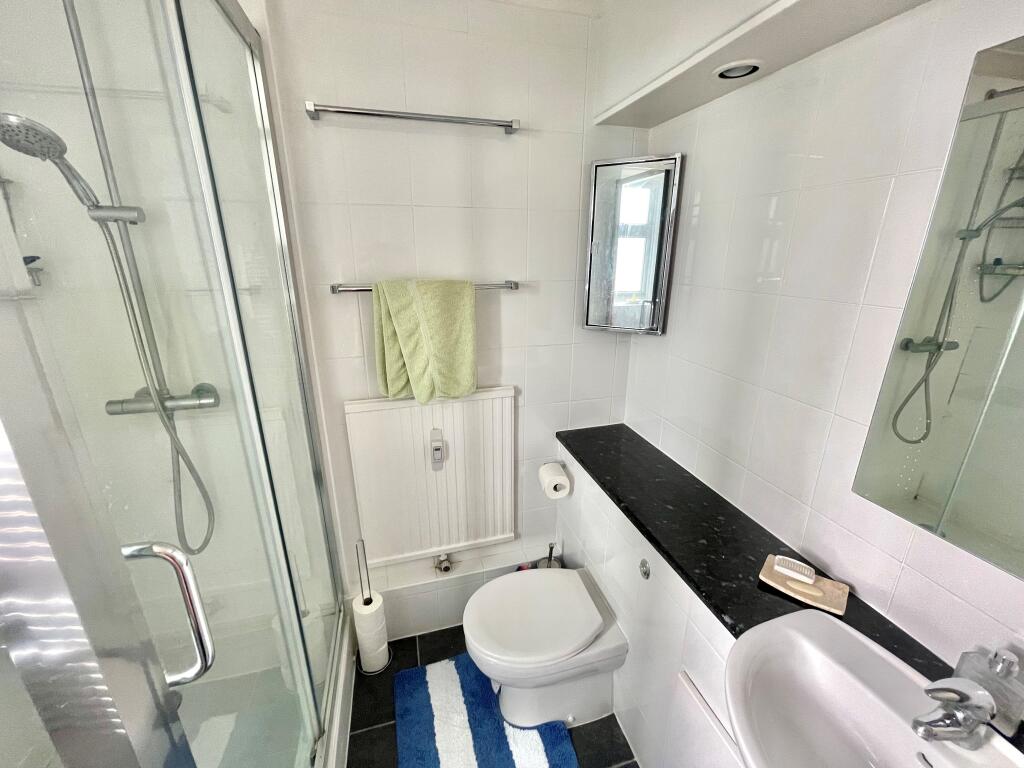 Additional image 6 of Hinton Wood - 6 month tenancy