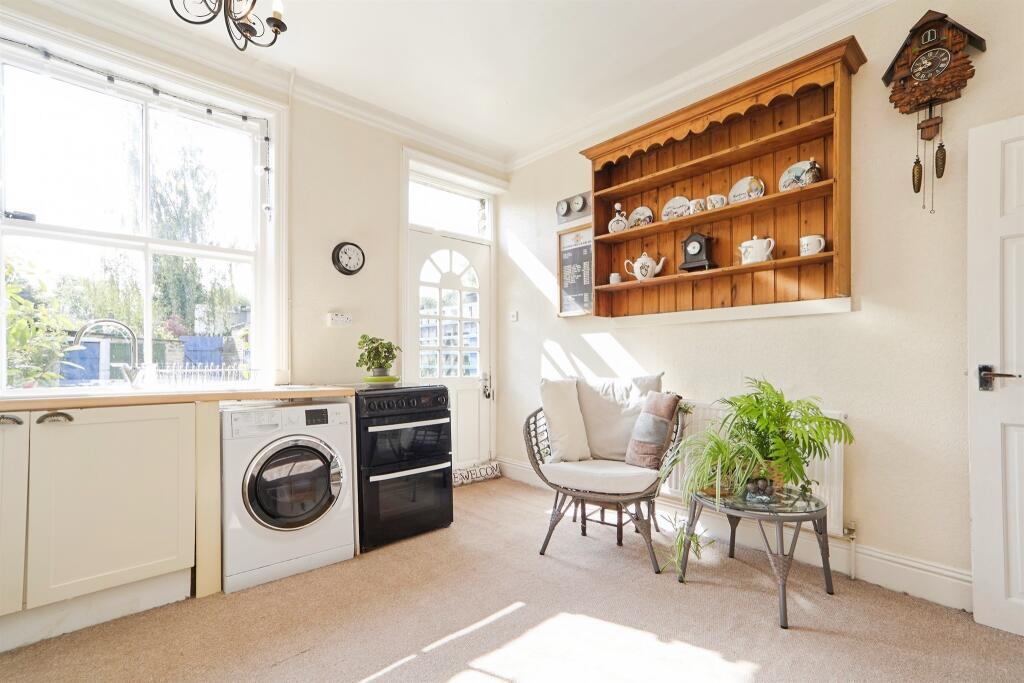 Additional image 5 of Highfield Road, Frizinghall, Bradford