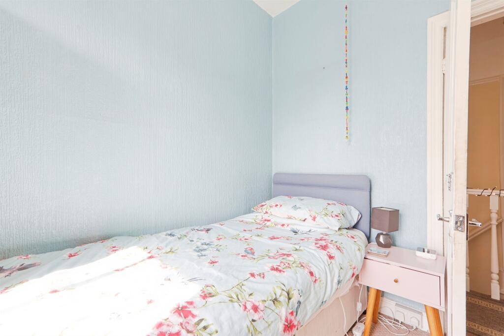 Additional image 9 of Highfield Road, Frizinghall, Bradford