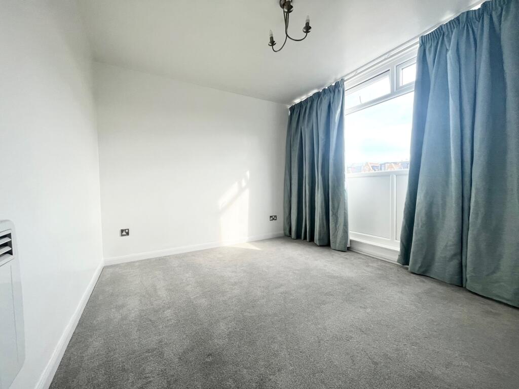 Additional image 5 of Admirals Walk, Westcliff