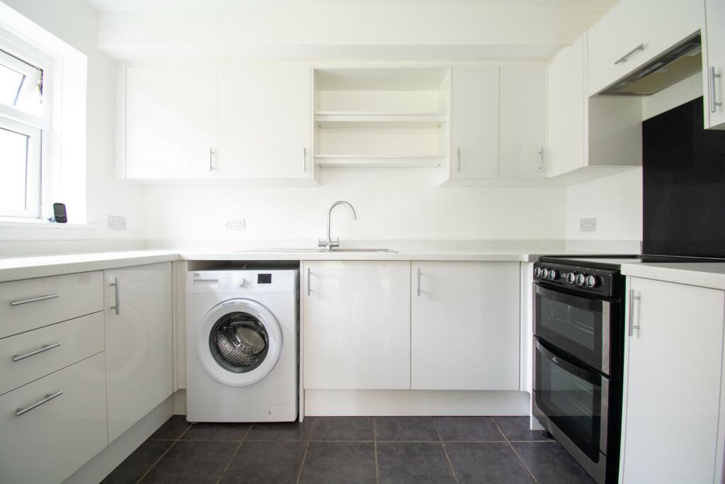 Additional image 12 of Modern 2 bed flat in Meyrick Court