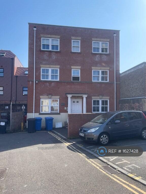 Additional image 15 of Globe Lane, Poole, BH15