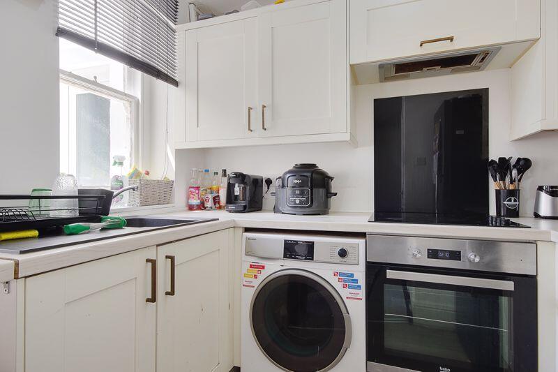 Additional image 23 of Nr Westbourne, Studio Flat, Swimming Pool.