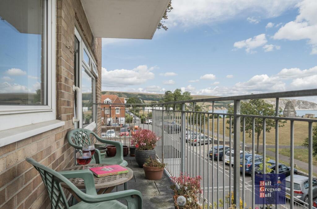 Additional image 17 of Mowlem court