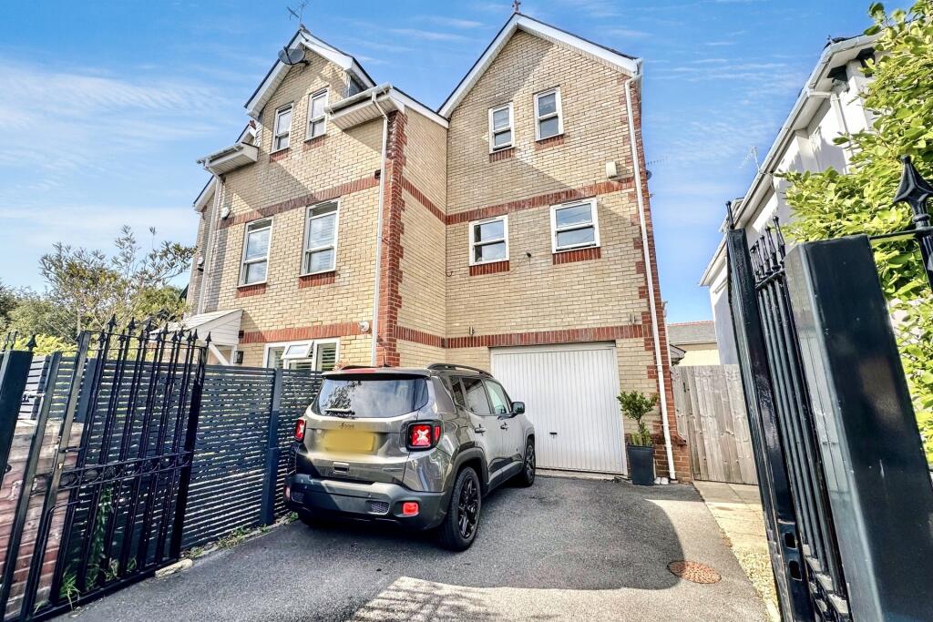 Property image for Ashley Cross