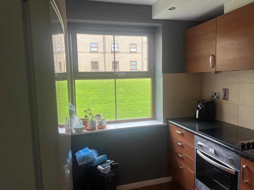 Additional image 4 of Peregrine Way, Bradford