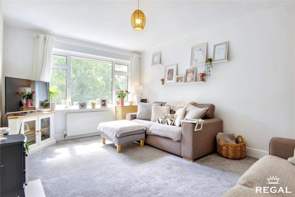 Additional image 2 of Sandyhurst Close, Poole, BH17