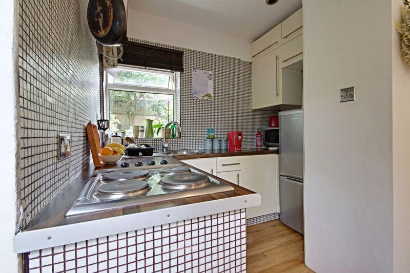 Additional image 13 of Character Garden Flat, Town Centre.