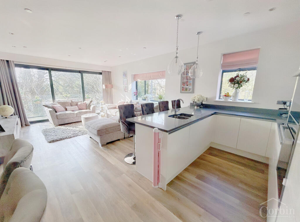 Additional image 8 of The Avenue, Poole, BH13 6