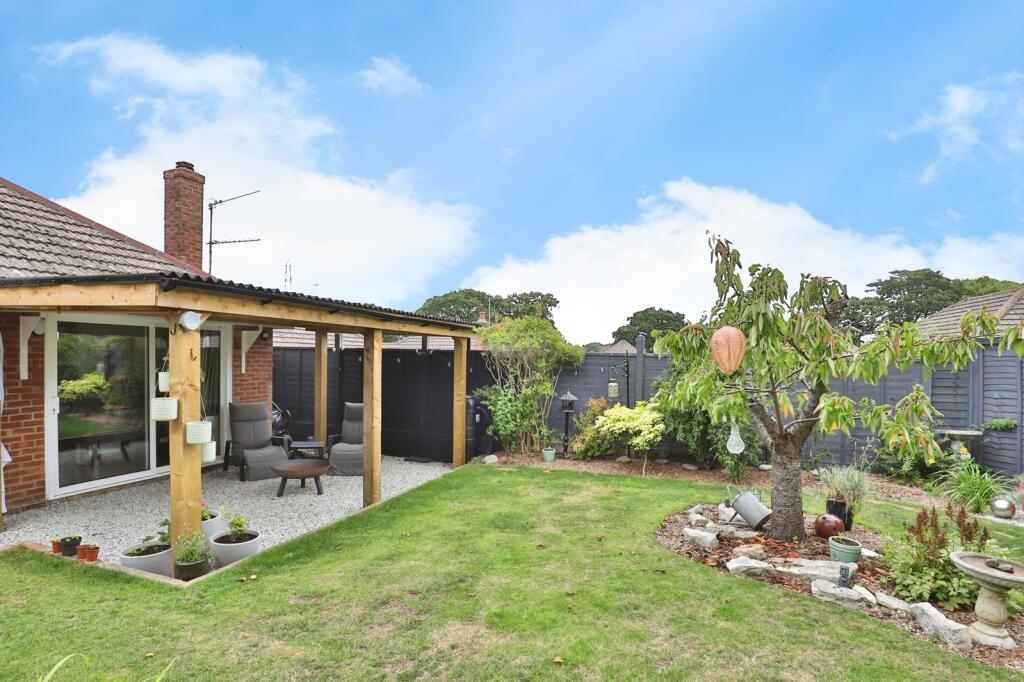 Additional image 6 of Hull Crescent, BEARWOOD, Bournemouth, Dorset, BH11