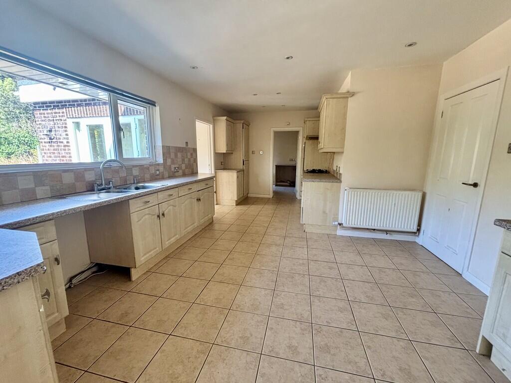 Additional image 8 of Merriefield Drive, Broadstone