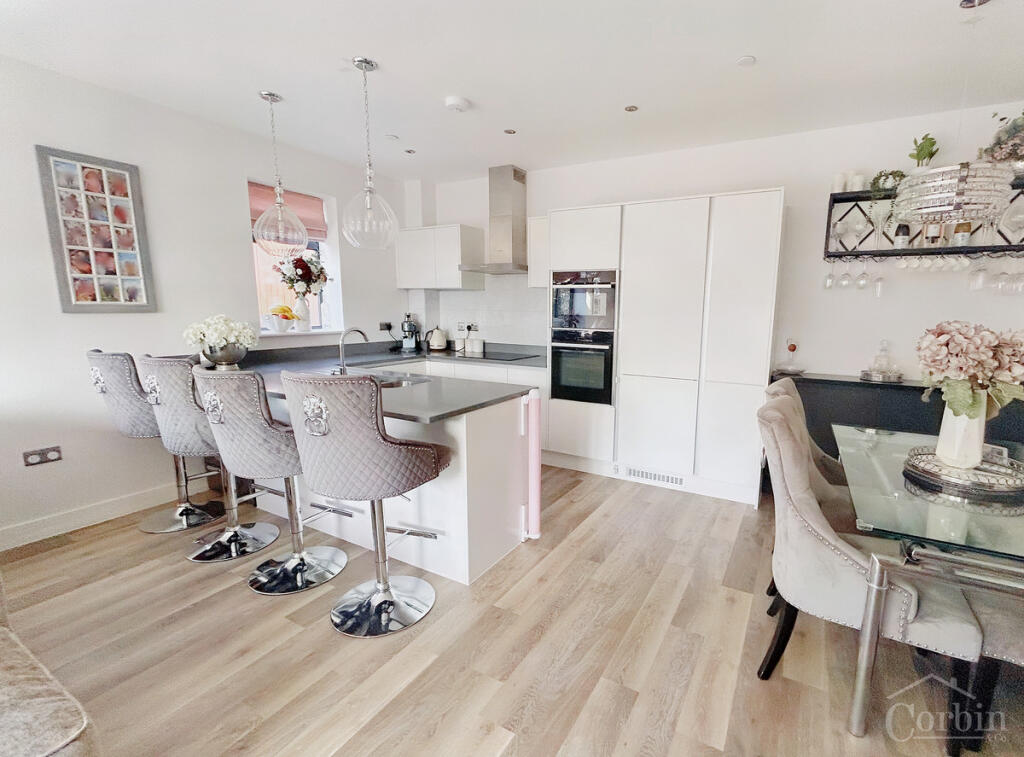 Additional image 7 of The Avenue, Poole, BH13 6