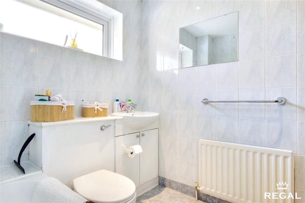 Additional image 19 of Sandyhurst Close, Poole, BH17