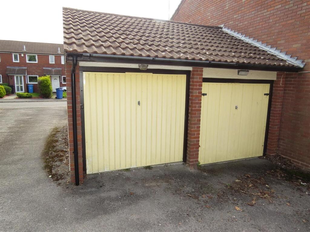 Additional image 6 of Mapperton Close, Canford Heath, Poole