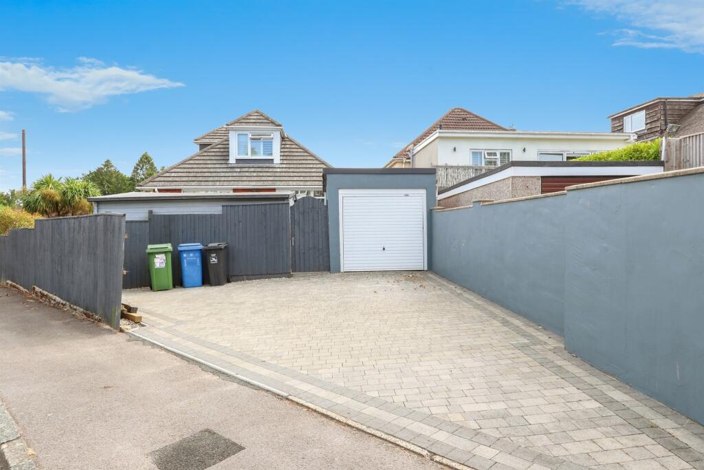 Additional image 20 of Evering Avenue, Poole