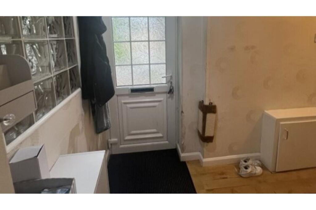 Additional image 4 of Aireville Crescent, Bradford, BD9