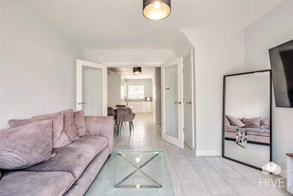 Additional image 5 of Catherine Close, Poole