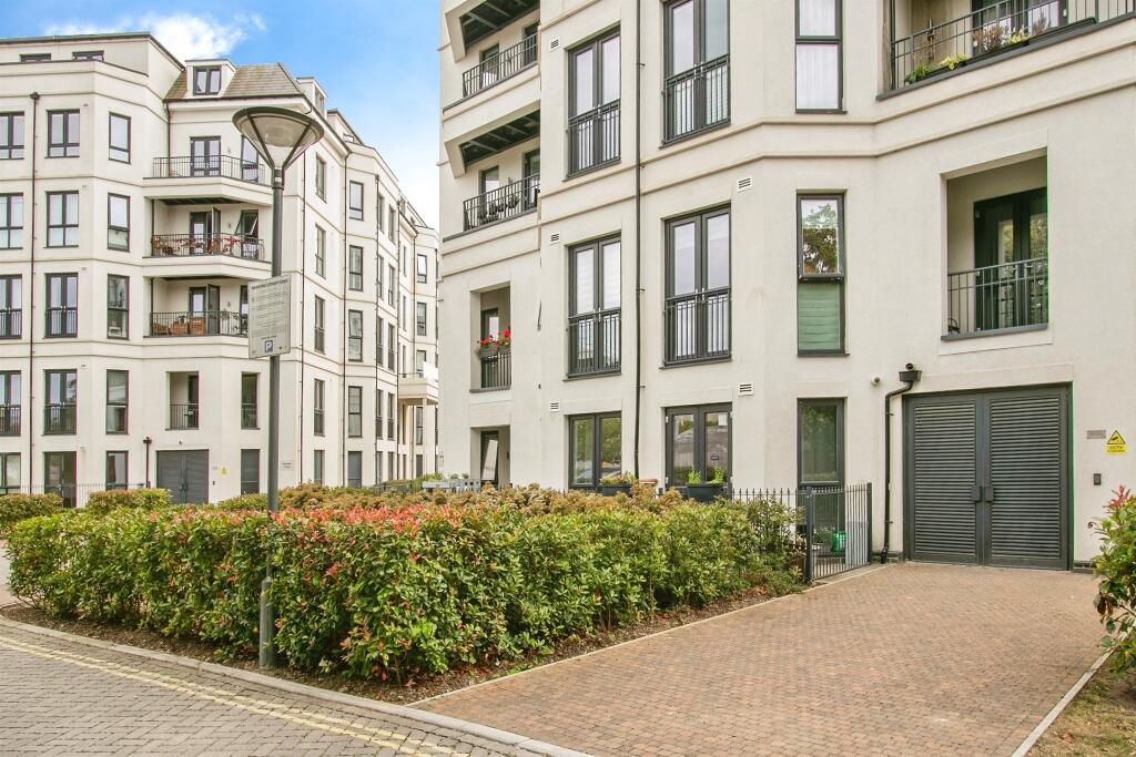 Additional image 16 of West Cliff Road, Bournemouth