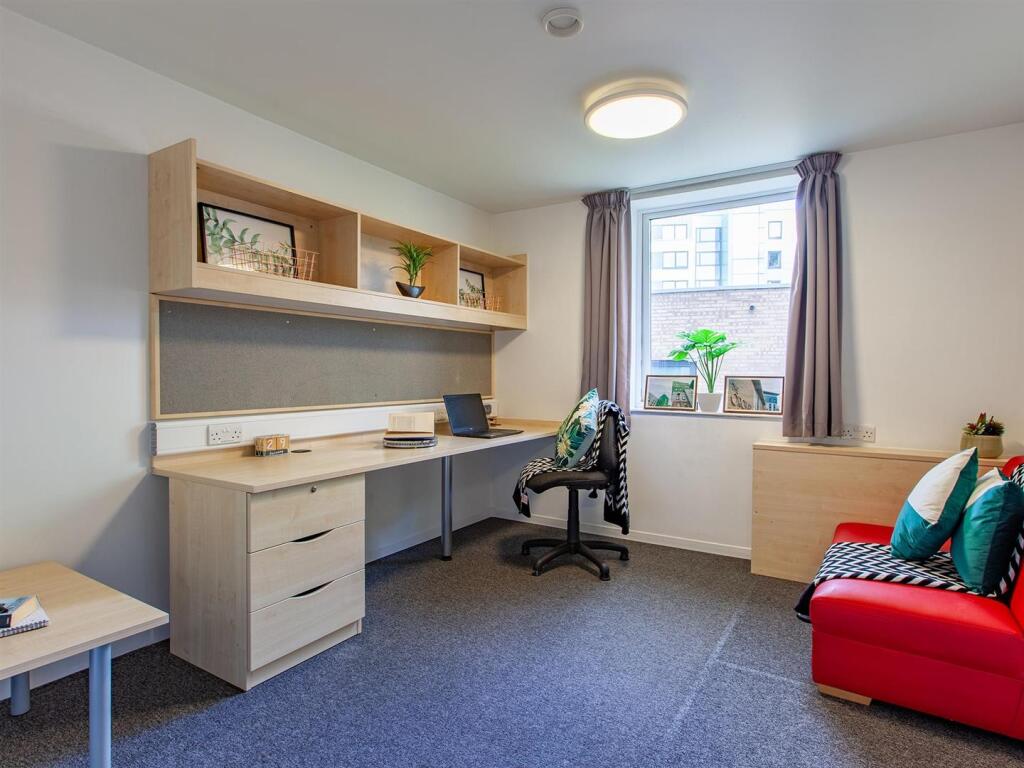 Additional image 27 of Bradford |student | September | BD7