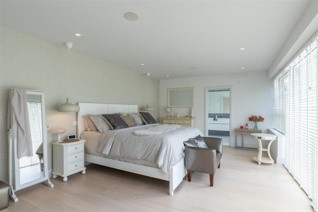 Additional image 14 of Martello Road South, Canford Cliffs