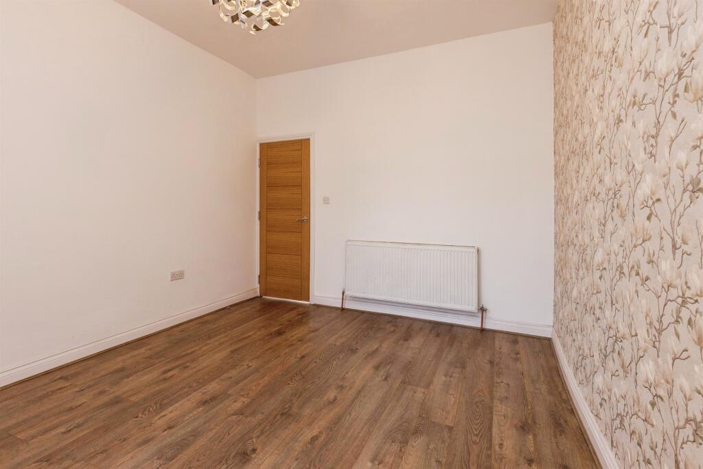 Additional image 4 of Smiddles Lane, Bradford